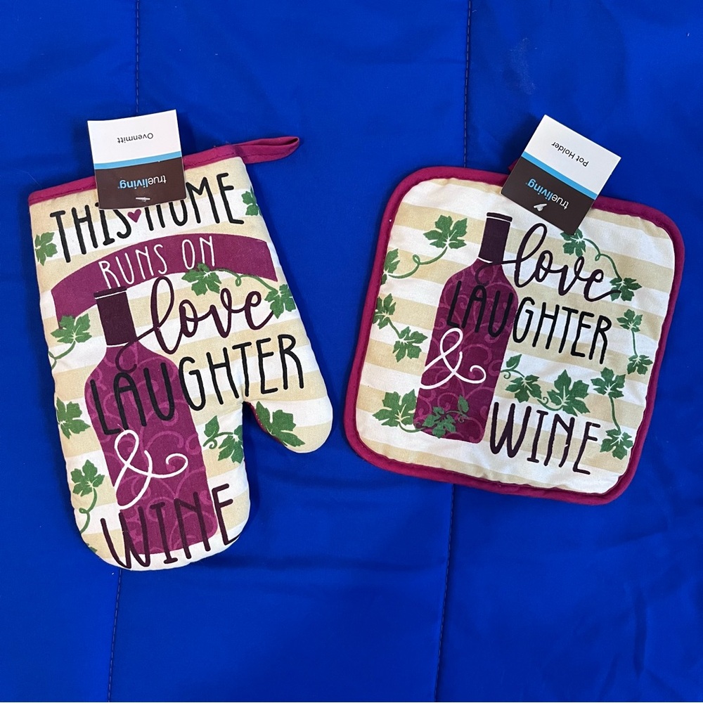 TRUE LIVING 2-Piece Kitchen Set Oven Mitt + Potholder NWT